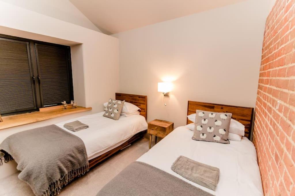 Beautiful Barn Conversion Close To The Broads Dilham Zewnętrze zdjęcie