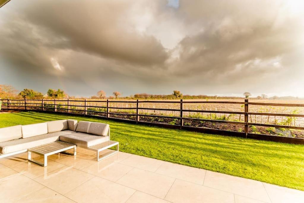 Beautiful Barn Conversion Close To The Broads Dilham Zewnętrze zdjęcie