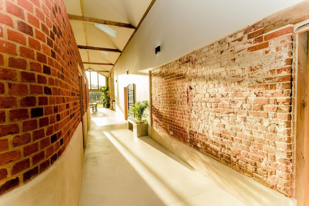 Beautiful Barn Conversion Close To The Broads Dilham Zewnętrze zdjęcie