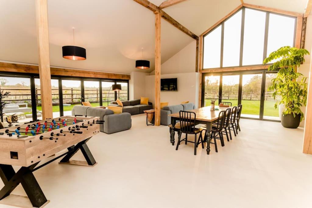 Beautiful Barn Conversion Close To The Broads Dilham Zewnętrze zdjęcie