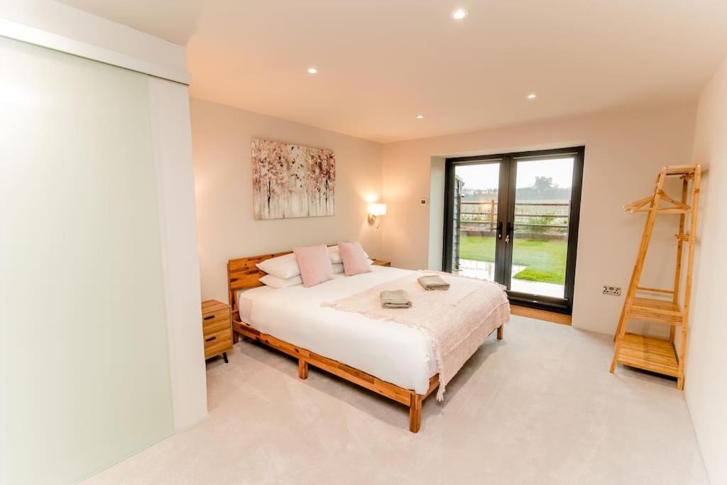 Beautiful Barn Conversion Close To The Broads Dilham Zewnętrze zdjęcie