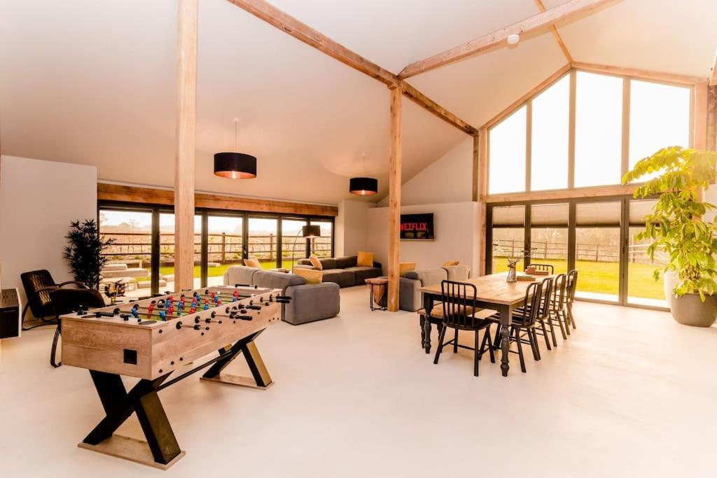 Beautiful Barn Conversion Close To The Broads Dilham Zewnętrze zdjęcie